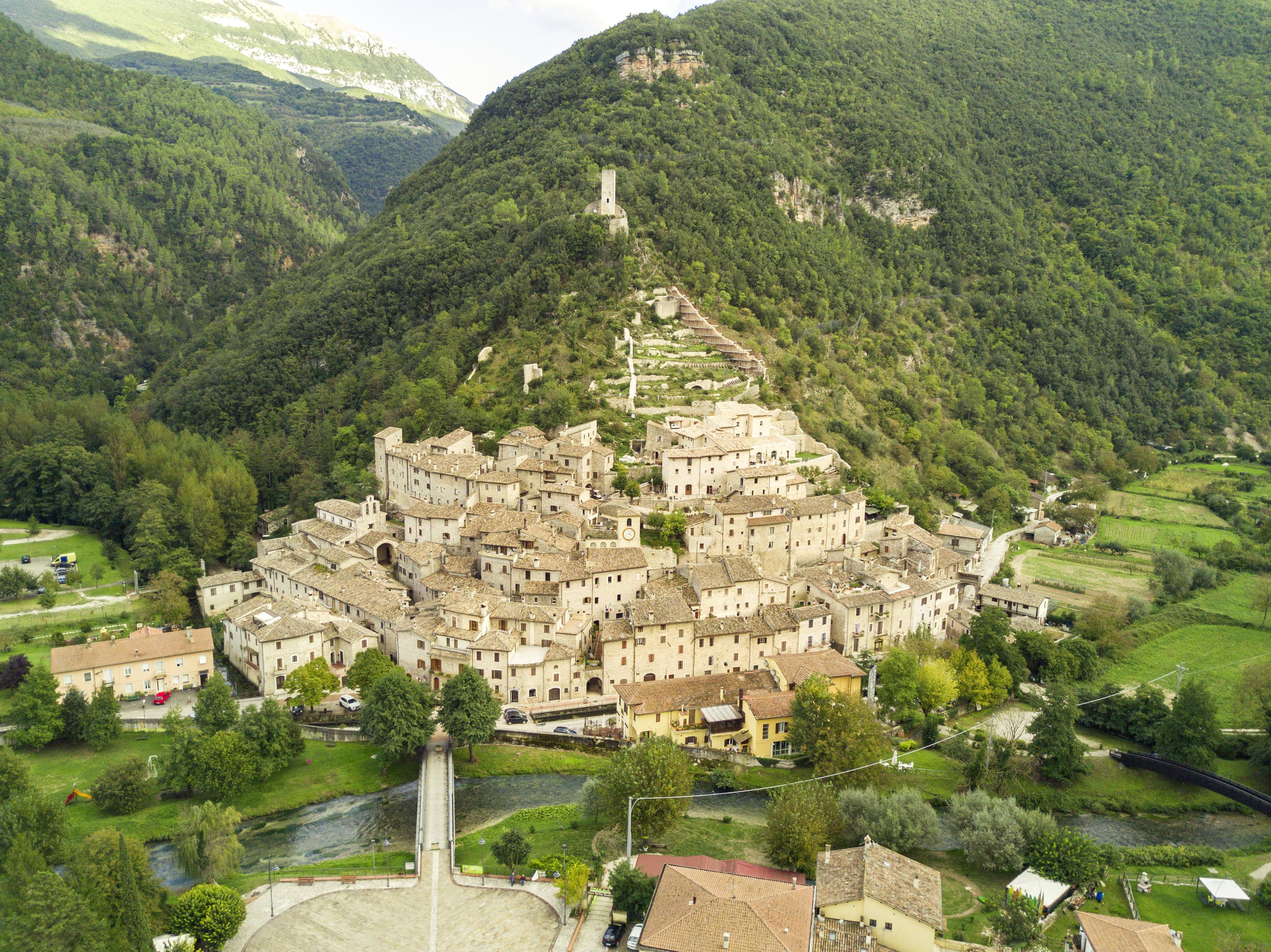 Torre Del Nera Albergo Diffuso & Spa Scheggino Exterior foto