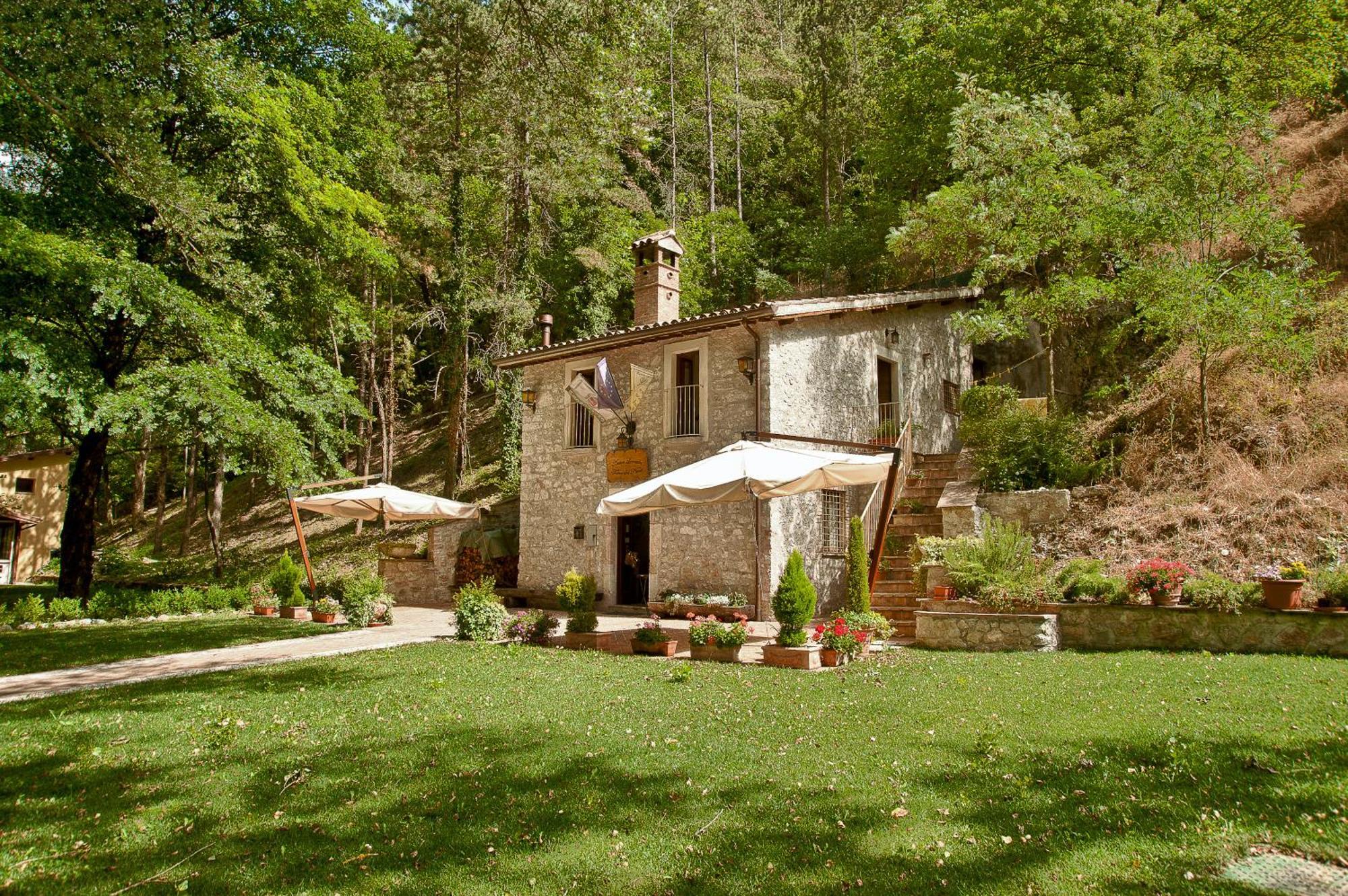 Torre Del Nera Albergo Diffuso & Spa Scheggino Exterior foto